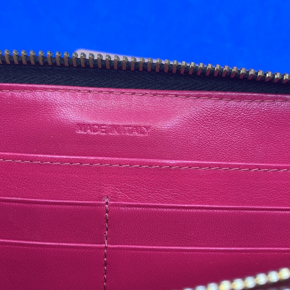 Authentic Miu Miu Long Wallet Patent Leather Zipp… - image 4